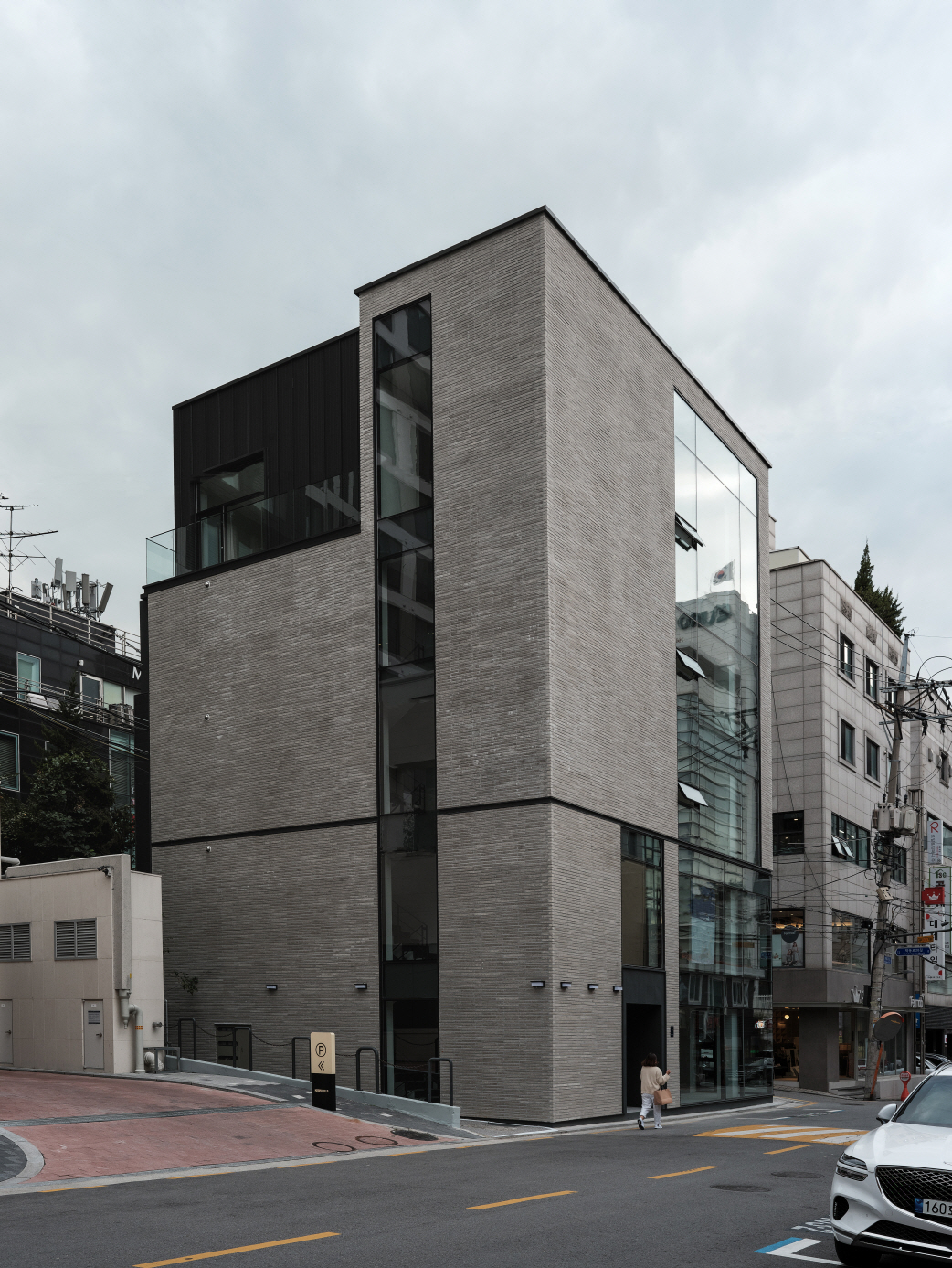 Nonhyeon, Seoul 시공 사진 2